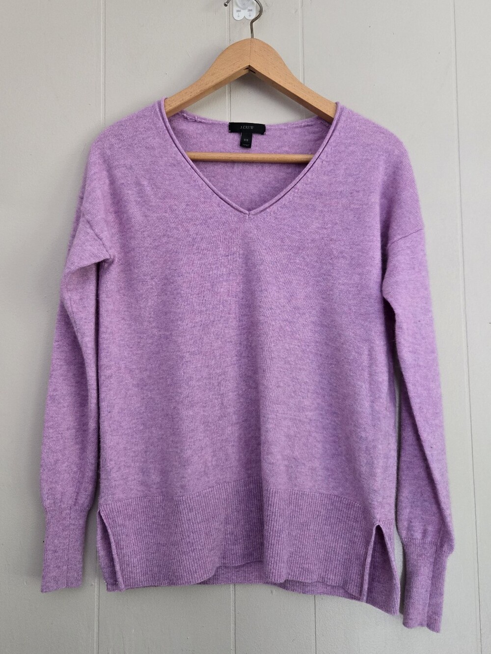 J. Crew V-neck Sweater Wool Blend Lilac Purple XXS Classic Preppy Minimalist